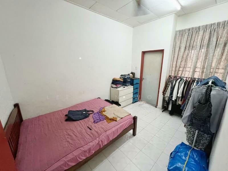 Taman Senai Utama - 5