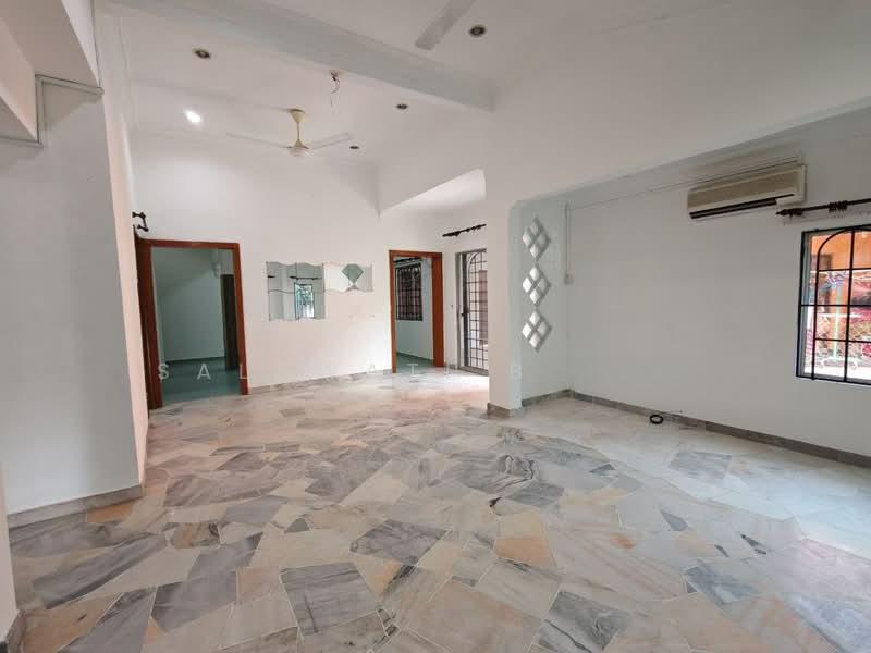 END LOT 1.5 Storey House Alam Megah Seksyen 28 Shah Alam - 3