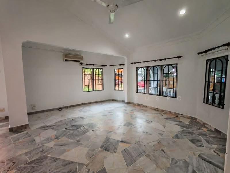END LOT 1.5 Storey House Alam Megah Seksyen 28 Shah Alam - 2