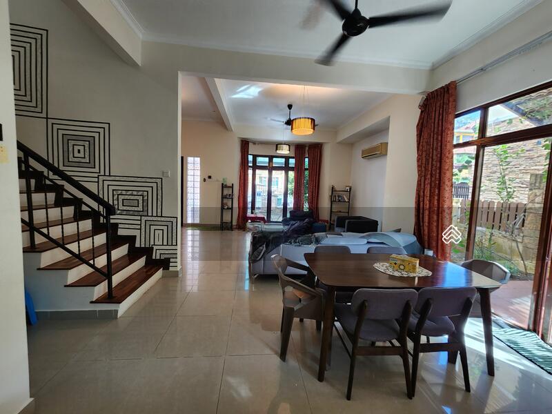 Lengkok Sungai Emas 3 Storey Semi D Batu Ferringhi - 2