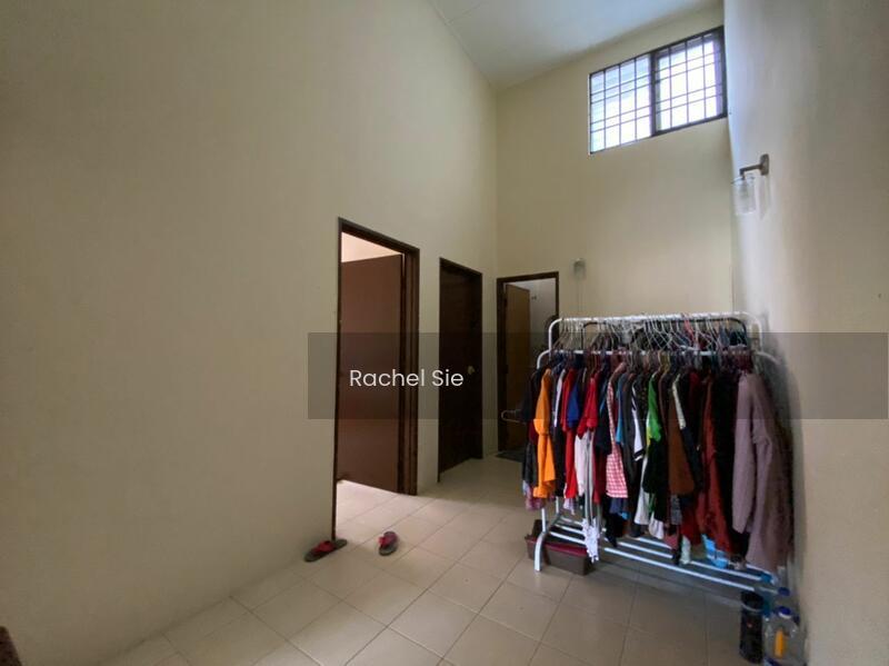 Semi-D house at Setia Alam - 3