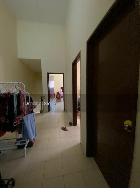 Semi-D house at Setia Alam - 4