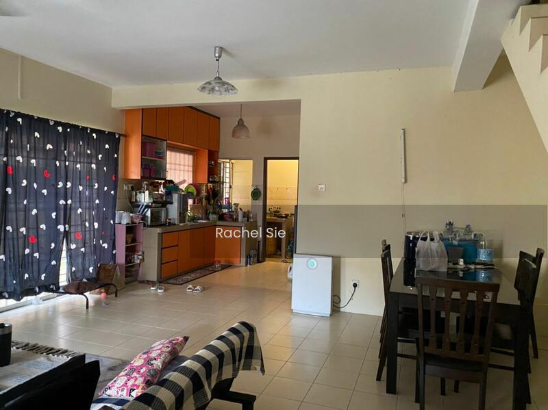 Semi-D house at Setia Alam - 5