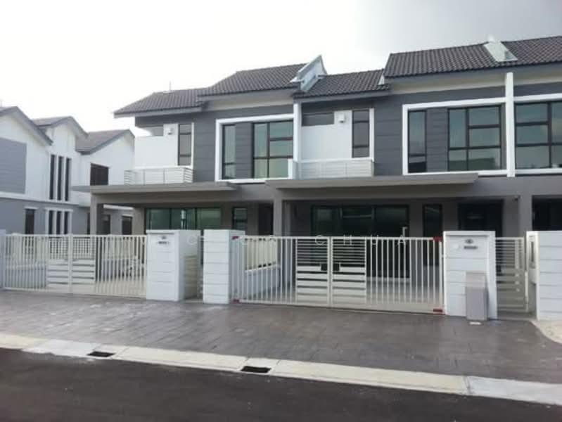 Lakeside Residences - 4