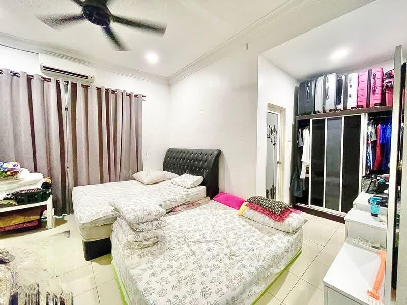 Lavender Heights - 5