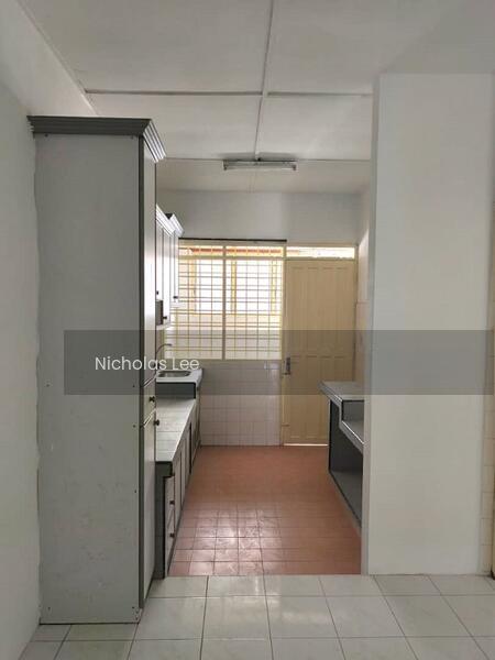 Single Storey House at Pengkalan - 3