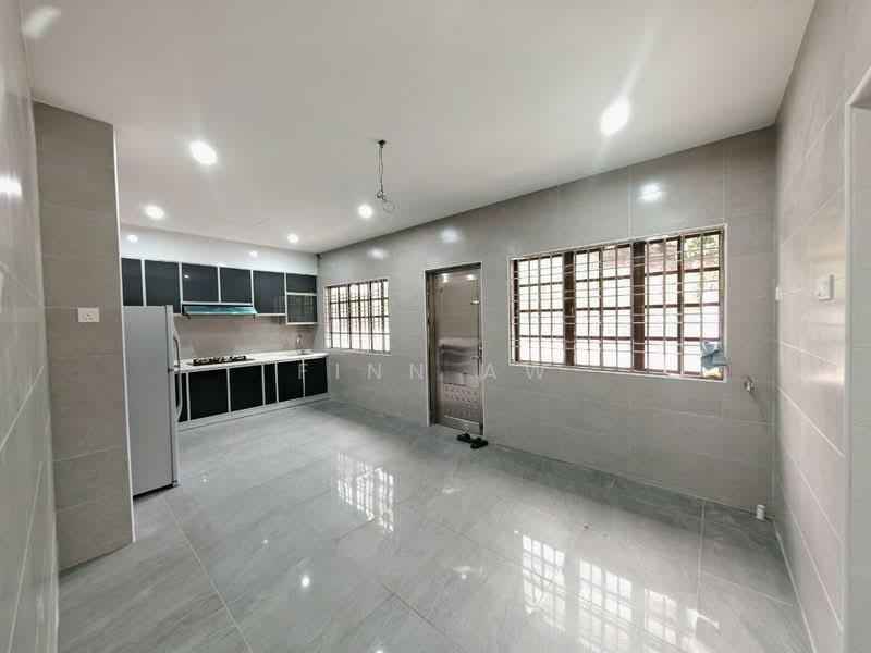 Bandar Putra - 4