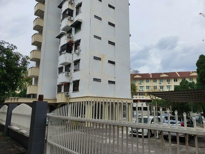 Sea Breeze Tower - 2