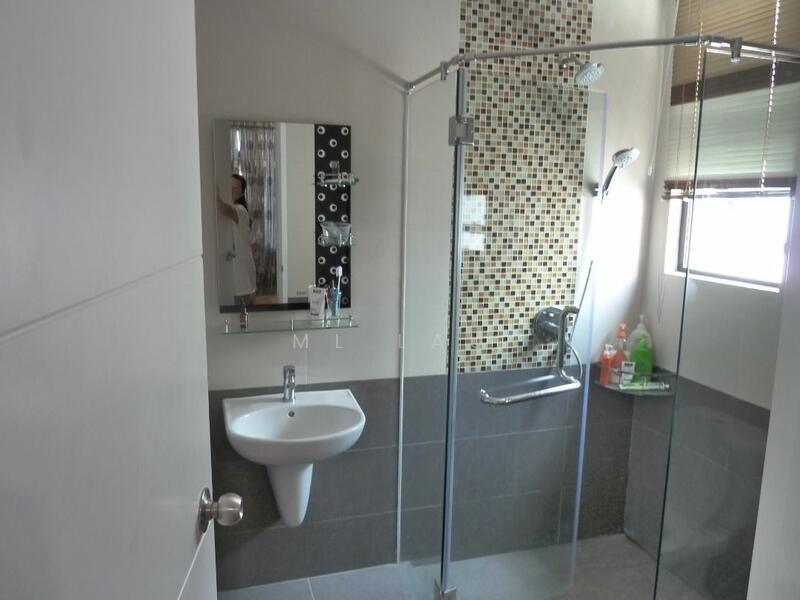 Papillon Desahill Condominium - 4