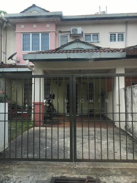 Taman Puncak Jalil - 1