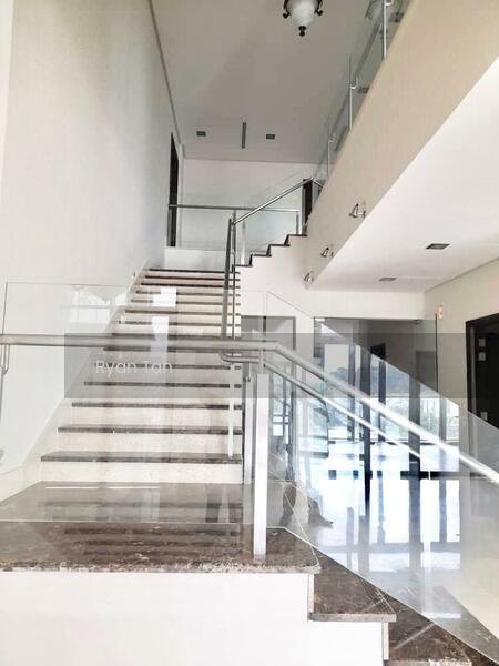 Gallery @ U-Thant - 4