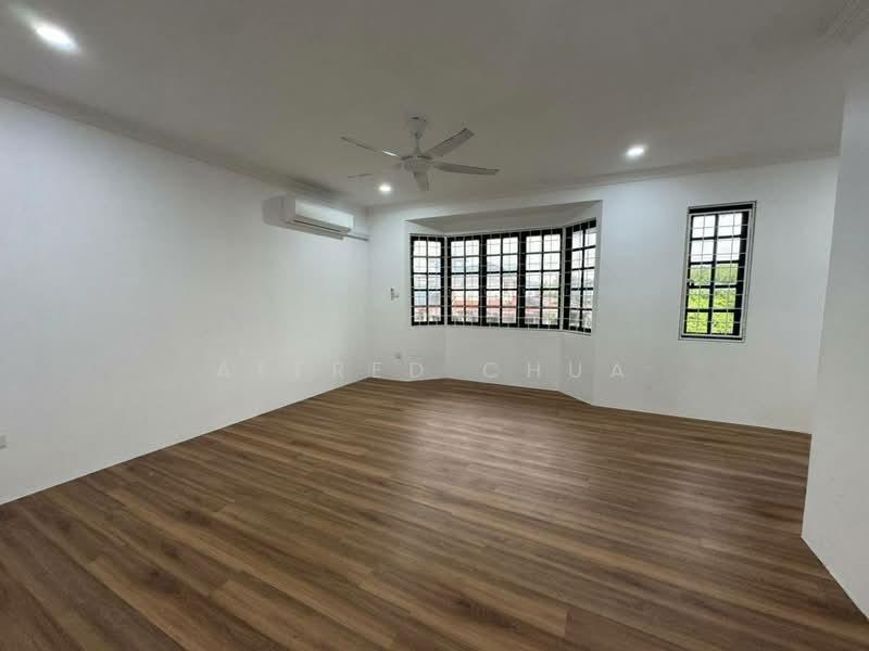 Green Heights - 2