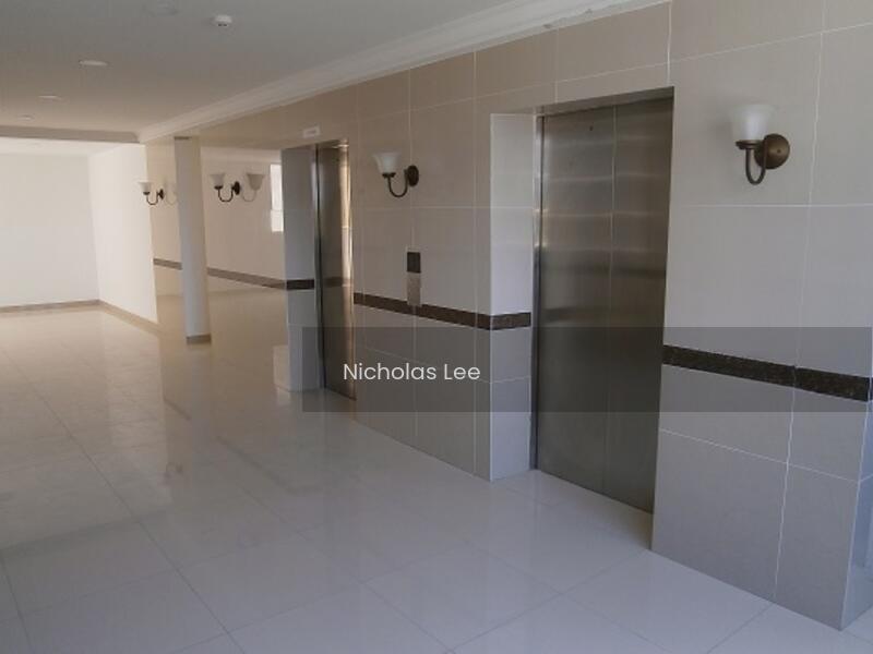 Upper East @ Tiger Lane - 5