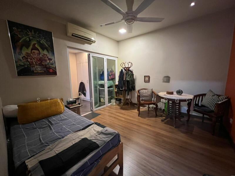 Damansara Jaya - 4