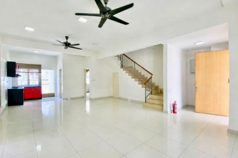 Laurel @ Laman View - 3