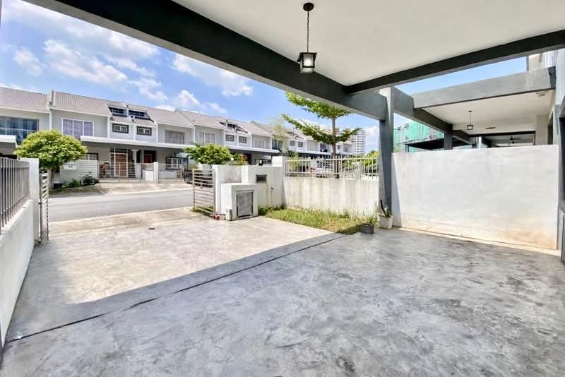 Laurel @ Laman View - 2