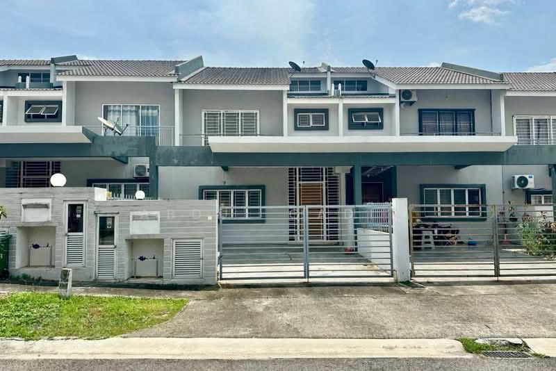 Laurel @ Laman View - 1