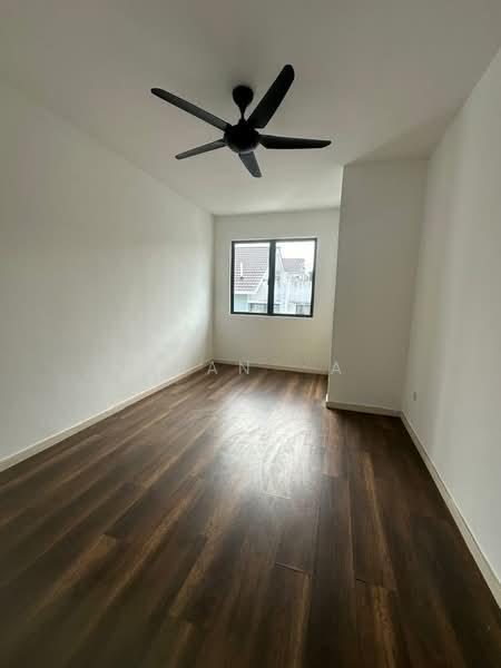 Bandar Country Homes - 3