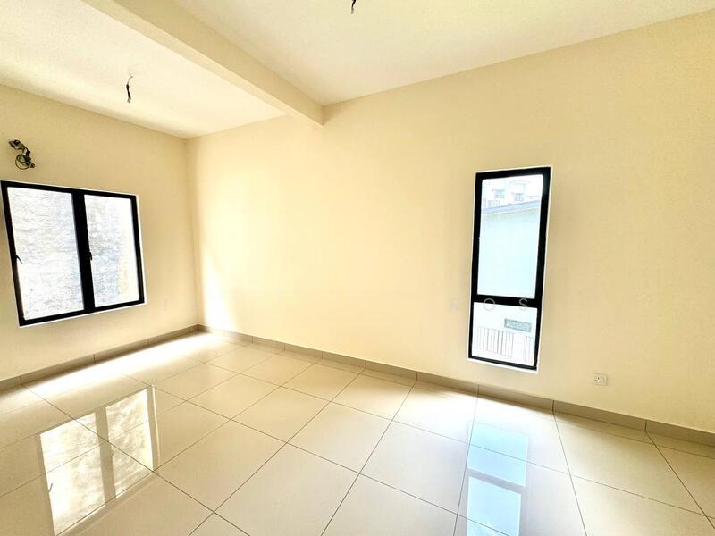 NASSIM HEIGHTS - 5