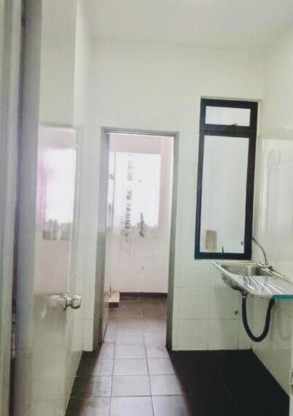 Unipark Condominium - 5