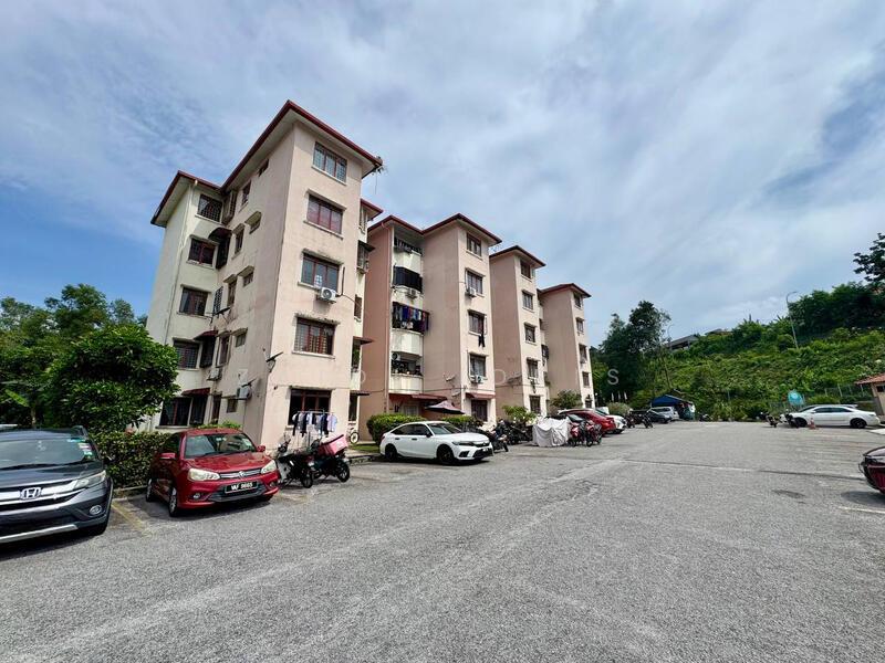 Sri Raya Apartment - 2