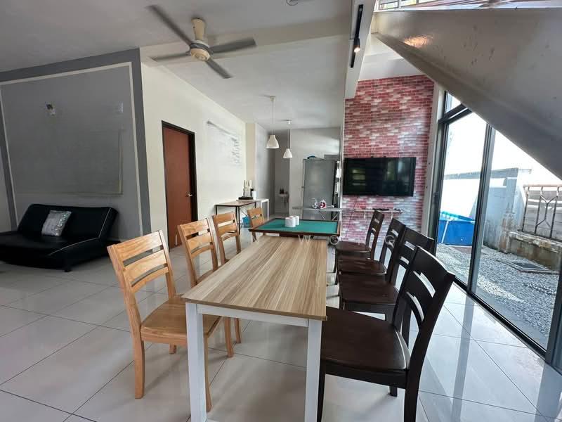 2 storey cluster unblk view ~Casania @ Taman Sutera Utama - 2