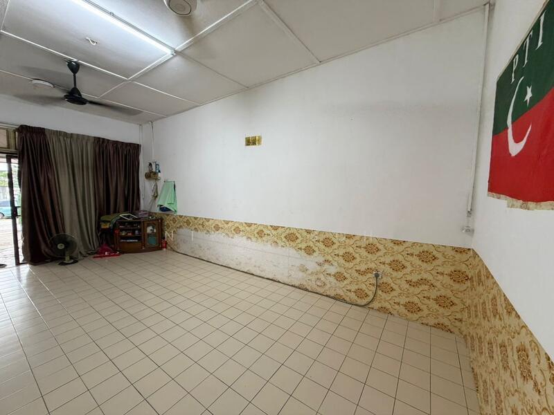 Johor Jaya Jalan Teratai - 2