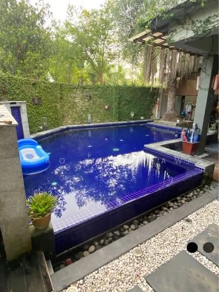 Bukit Jelutong - 2