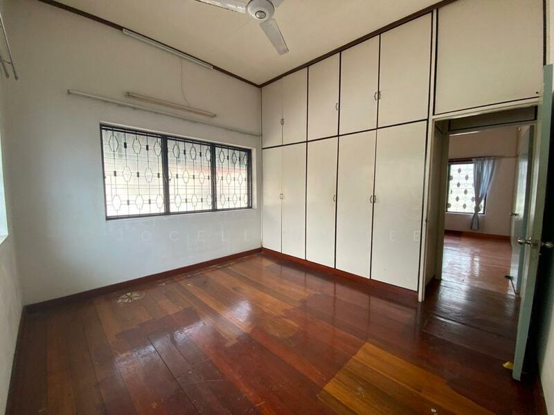 Taman Green Lane - 2