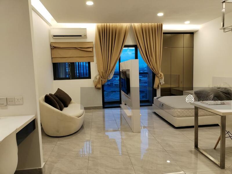 Symphony Tower (Menara Simfoni) - 1