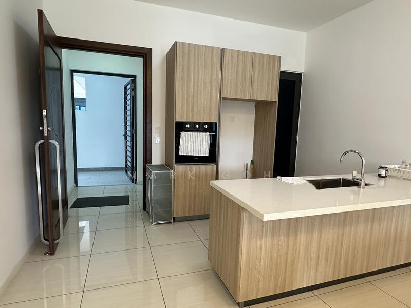 Queens Residences Q1 @ Queens Waterfront - 3