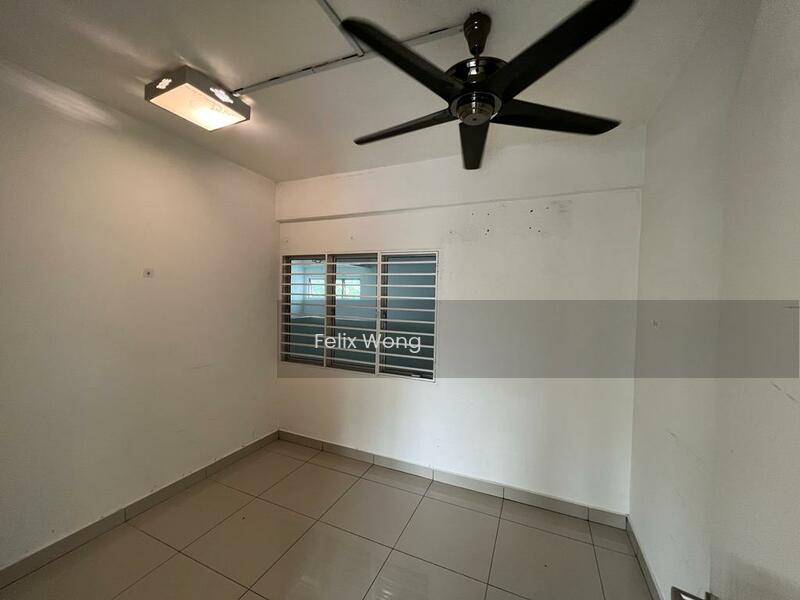 Hijauan Puteri Condominium - 3