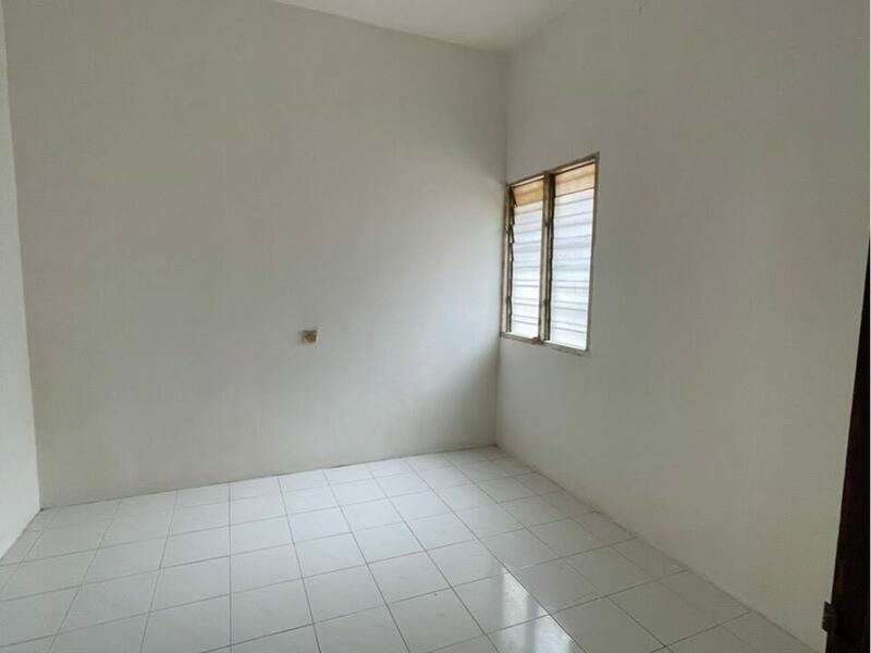 Menglembu Impiana Adril Double Storey House - 4