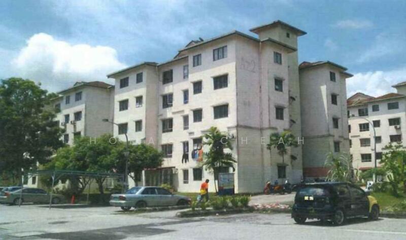 1 House for Sale at Azalea Court - 2