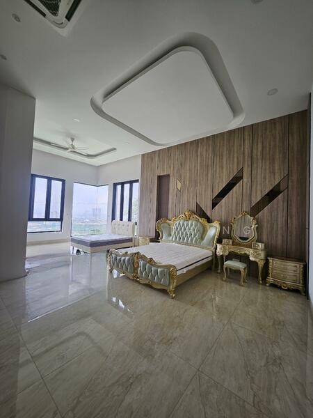 Country Heights Damansara - 4