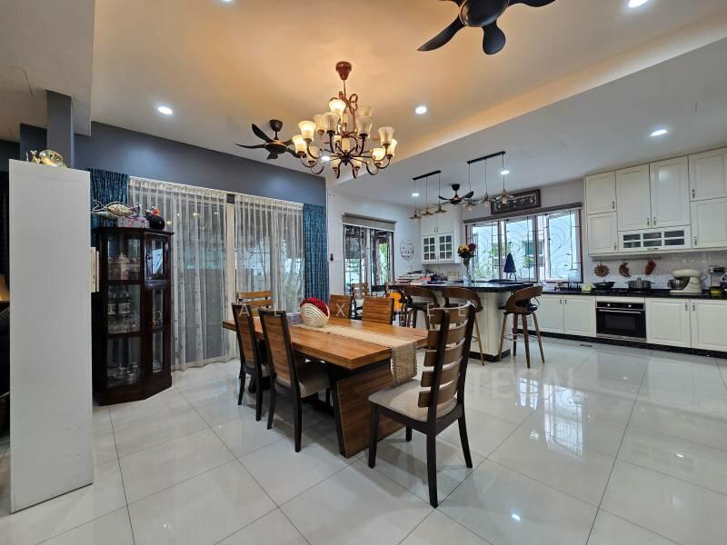 D'Laman Greenville - 1