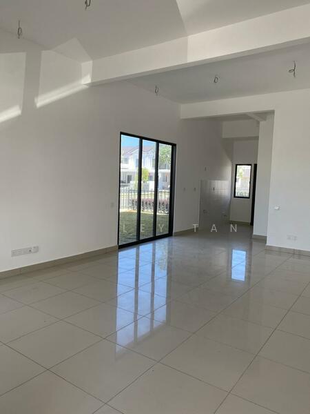 Camdon @ Eco Horizon - 1