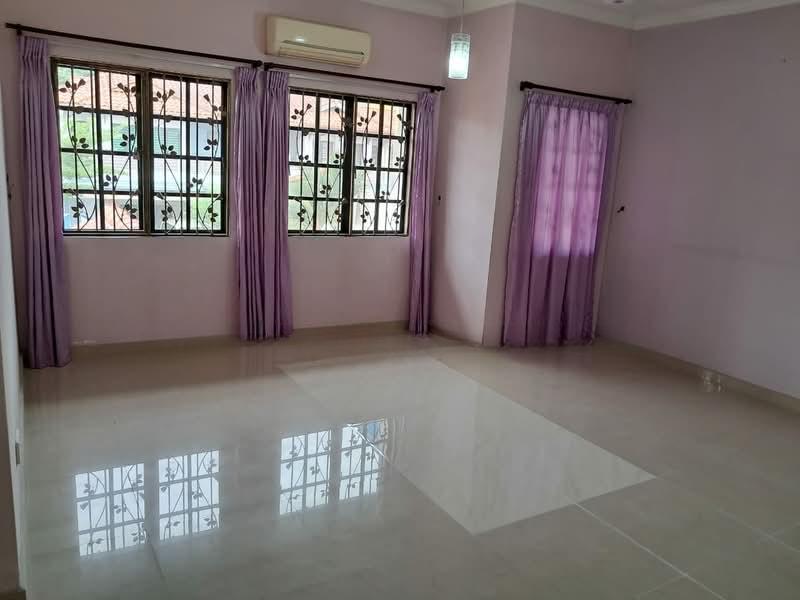 Bandar Tun Hussein Onn - 5