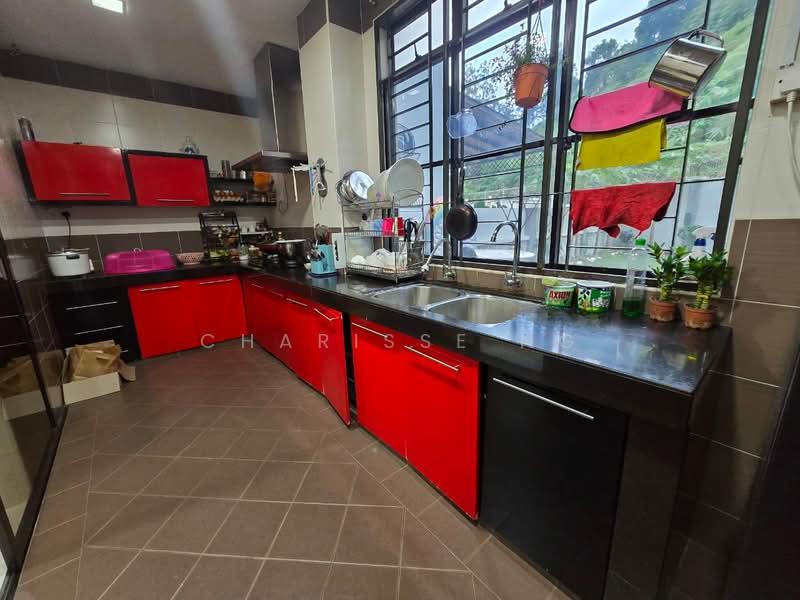 Bukit Sungai Long 3 - 4