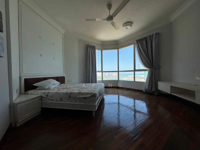 Gurney Beach Resort - 2