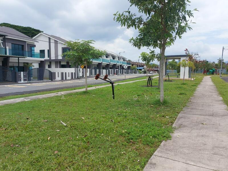 Lahat Baru Double Storey Terrace House For Sale - 1