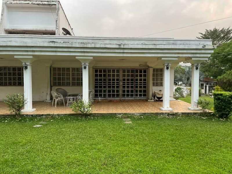 PJ CORNER 8,250sf Bungalow. Vibrant Landscape. 2km SS2 & KLGCC. 3km Federal Highway - 2