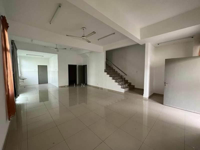 Corner Jade Mutiara Mas Rini Cluster 3 storey 45x65 - 2