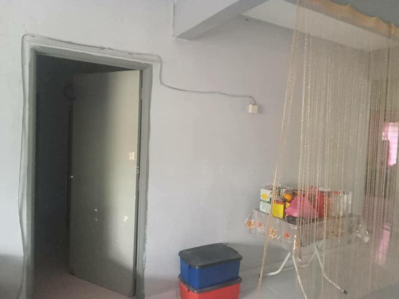 Lily & Jasmine Apartment - 3