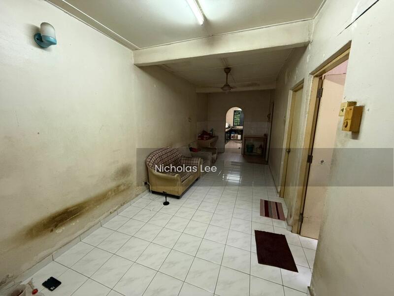 Single Storey House at Pengkalan - 3