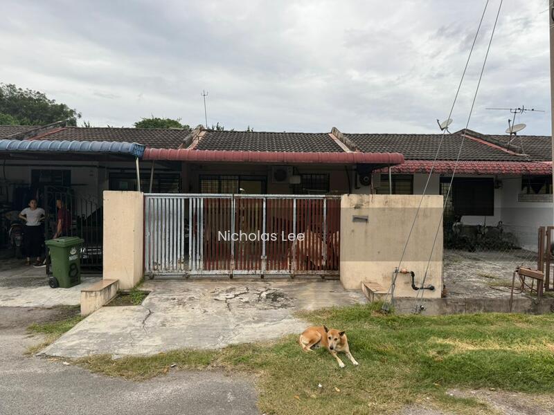 Single Storey House at Pengkalan - 1