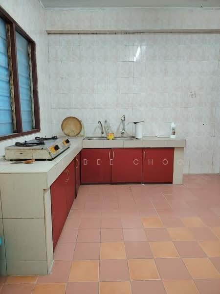 Taman Kinrara Seksyen 4 - 4