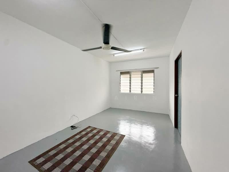 Pangsapuri Mega Indah - 3