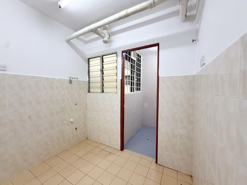 Pangsapuri Mega Indah - 5