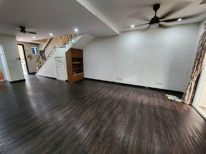 Adora Courtyard Apartments - 3